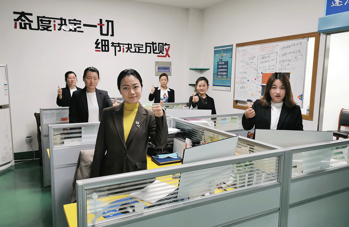 團(tuán)隊(duì)合影