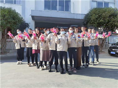 遠(yuǎn)大凈化職員