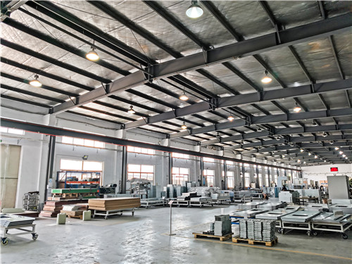 風(fēng)淋室生產(chǎn)廠家